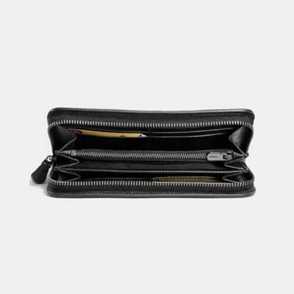 Disney Winking Mickey Mouse Glovetanned Leather Accordion Zip Wallet - Picture 2 of 8